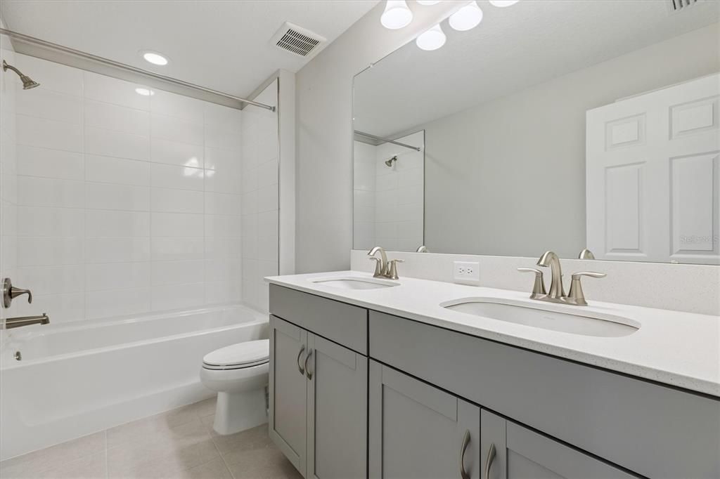 For Sale: $657,675 (5 beds, 3 baths, 3336 Square Feet)