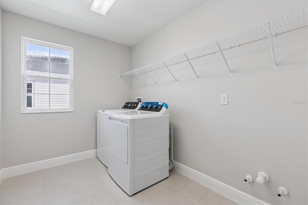 For Sale: $657,675 (5 beds, 3 baths, 3336 Square Feet)