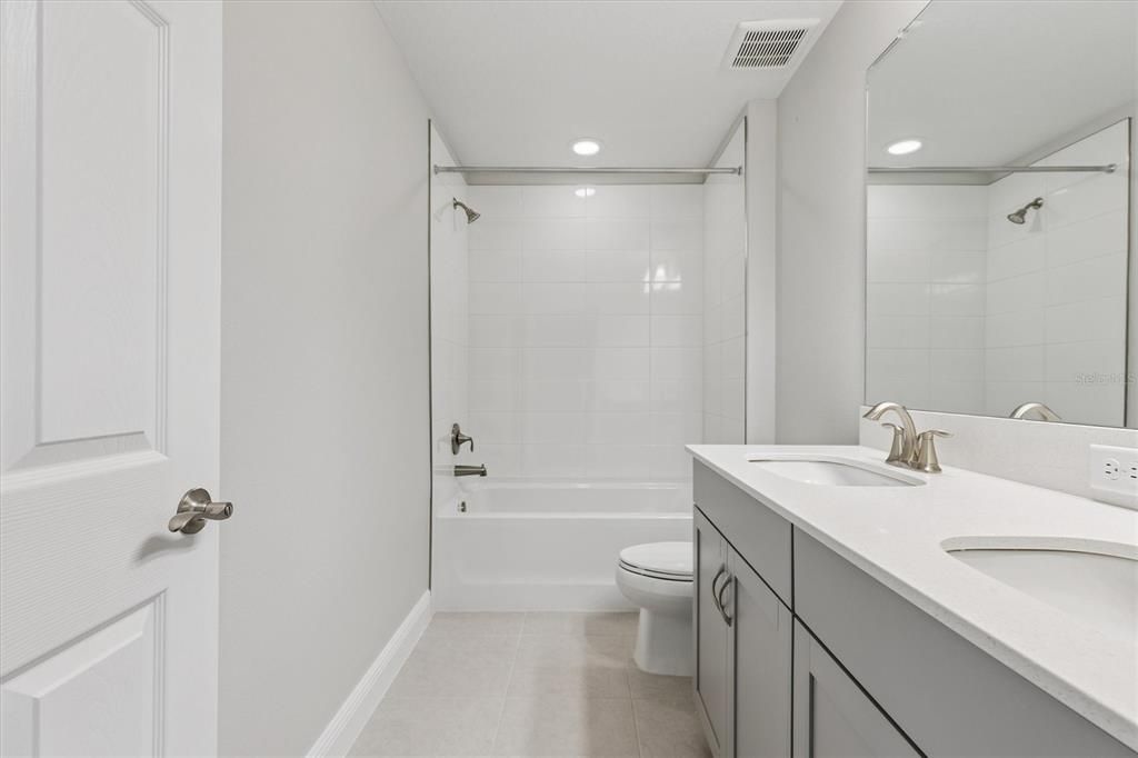 For Sale: $657,675 (5 beds, 3 baths, 3336 Square Feet)