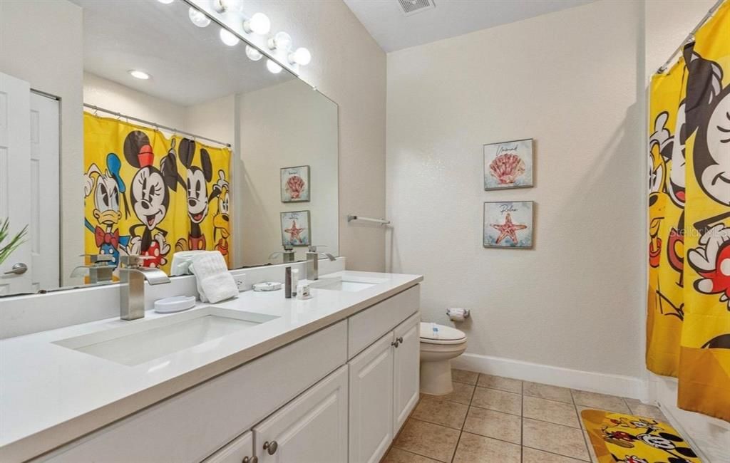 Activo con contrato: $278,000 (3 camas, 2 baños, 1300 Pies cuadrados)