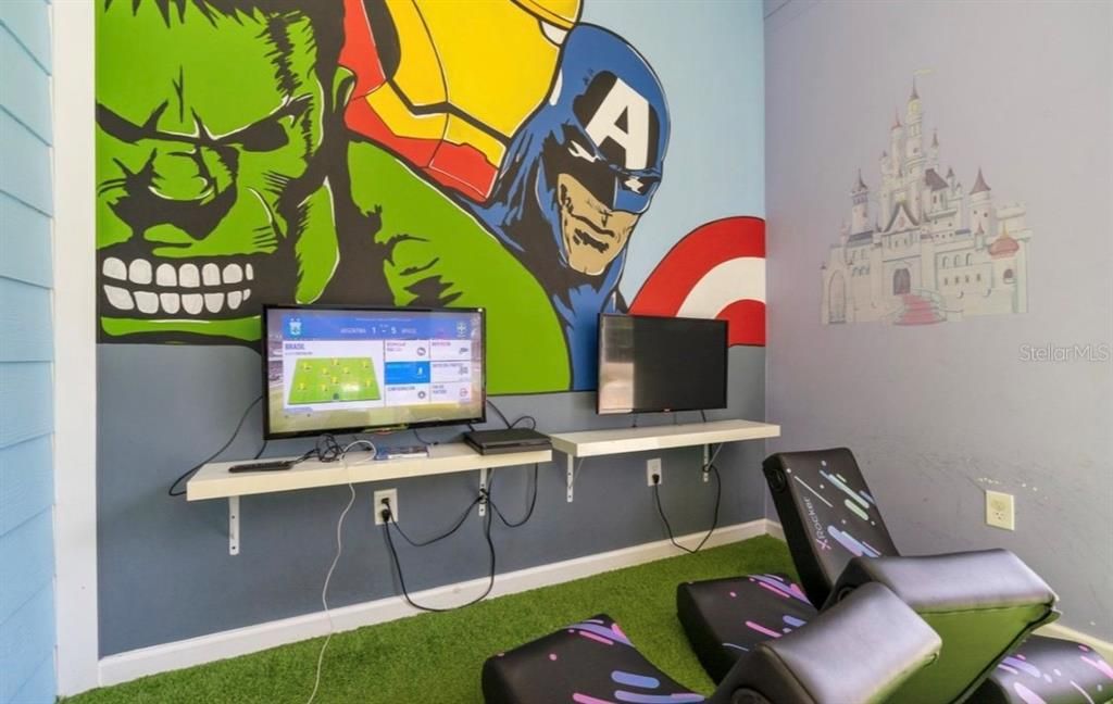 Activo con contrato: $278,000 (3 camas, 2 baños, 1300 Pies cuadrados)