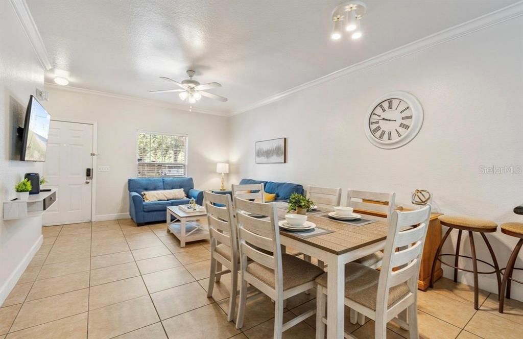 Activo con contrato: $278,000 (3 camas, 2 baños, 1300 Pies cuadrados)