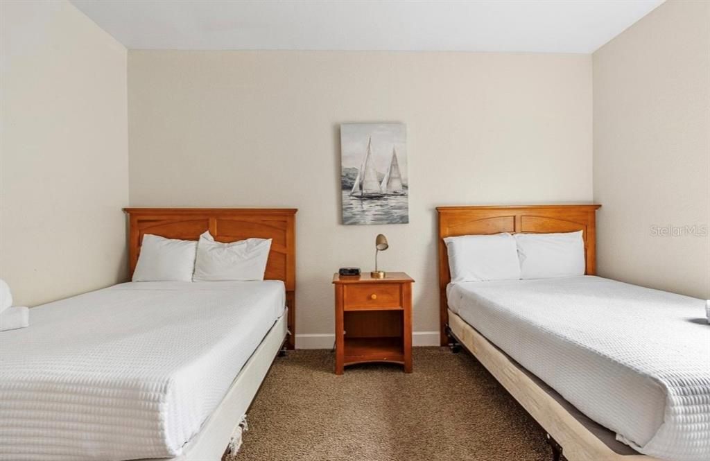 Activo con contrato: $278,000 (3 camas, 2 baños, 1300 Pies cuadrados)