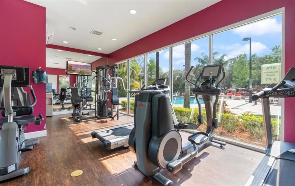 Activo con contrato: $278,000 (3 camas, 2 baños, 1300 Pies cuadrados)