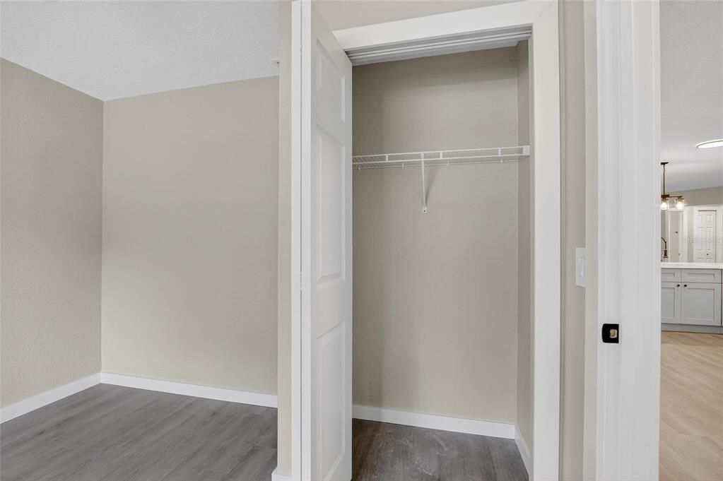 Под контрактом: $363,990 (4 спален, 2 ванн, 1388 Квадратных фут)