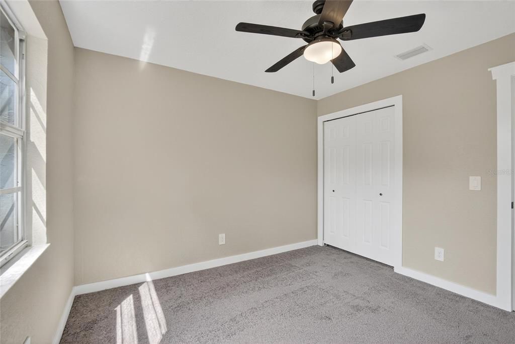 Под контрактом: $363,990 (4 спален, 2 ванн, 1388 Квадратных фут)