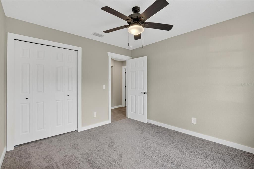 Под контрактом: $363,990 (4 спален, 2 ванн, 1388 Квадратных фут)