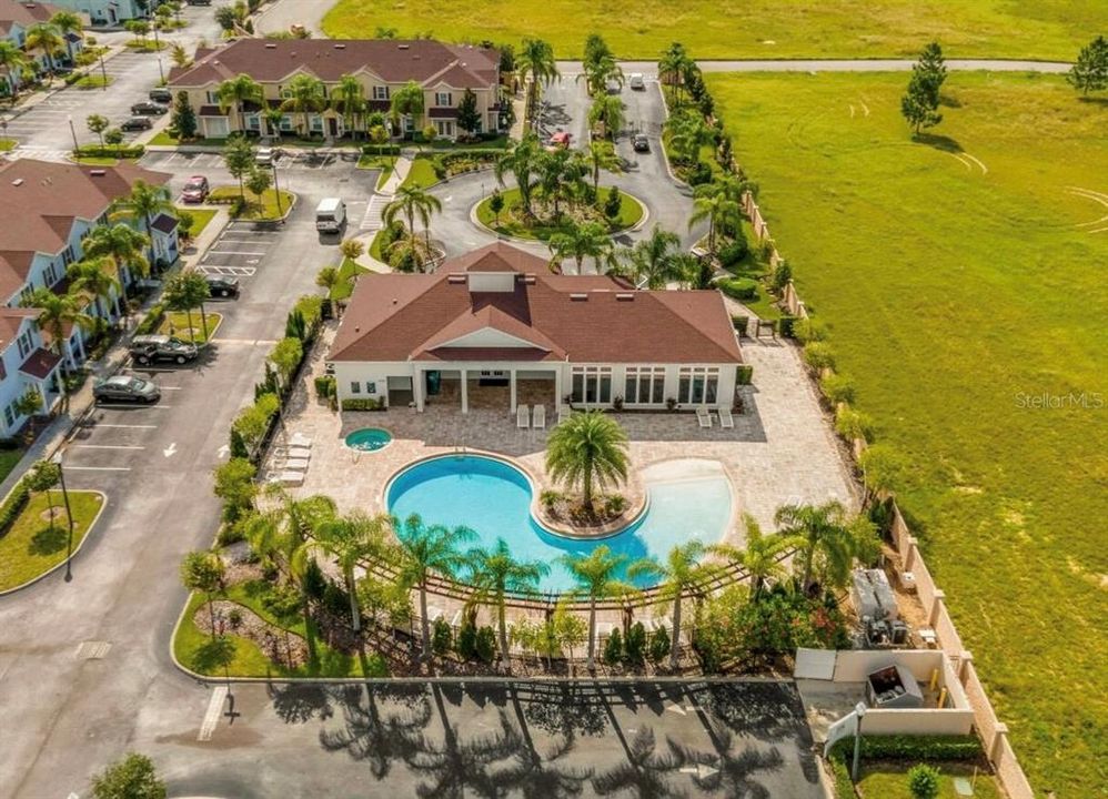 На продажу: $320,000 (4 спален, 3 ванн, 1694 Квадратных фут)