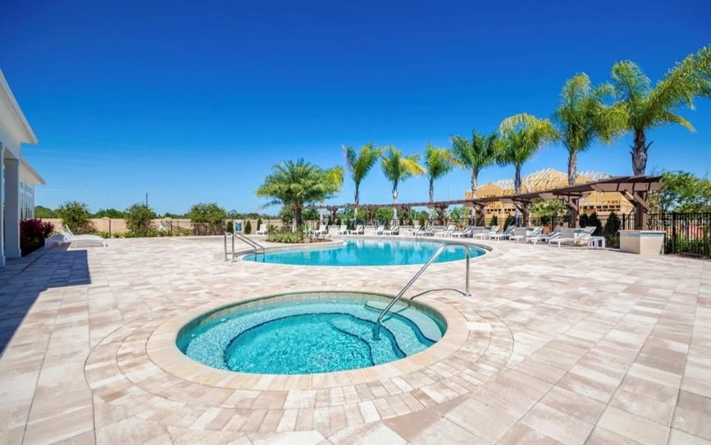 На продажу: $320,000 (4 спален, 3 ванн, 1694 Квадратных фут)