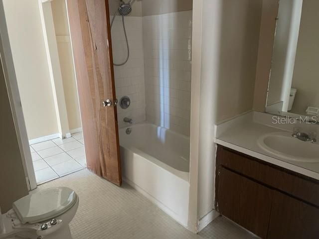 出租: $1,295 (1 贝兹, 1 浴室, 700 平方英尺)