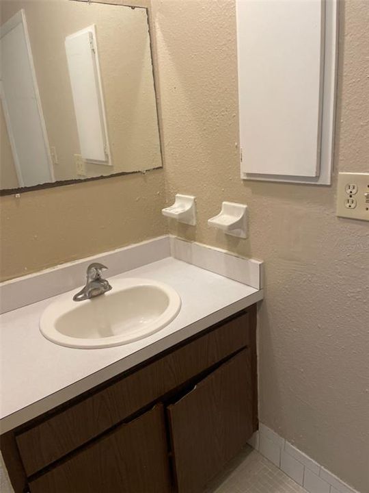 En Renta: $1,195 (1 camas, 1 baños, 700 Pies cuadrados)