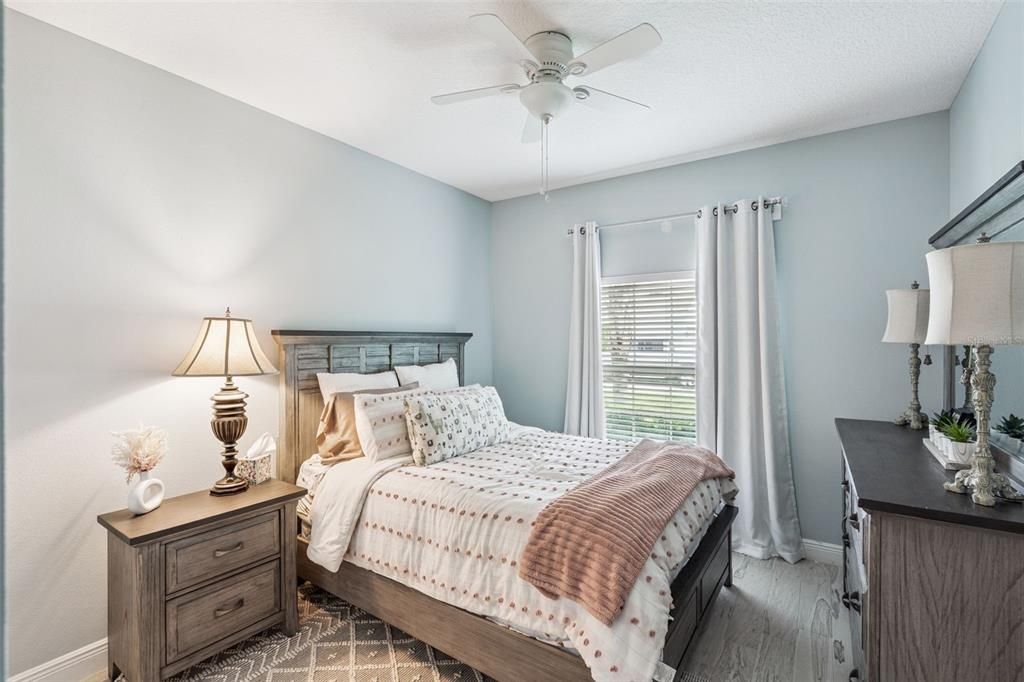 待售: $420,000 (3 贝兹, 2 浴室, 2685 平方英尺)