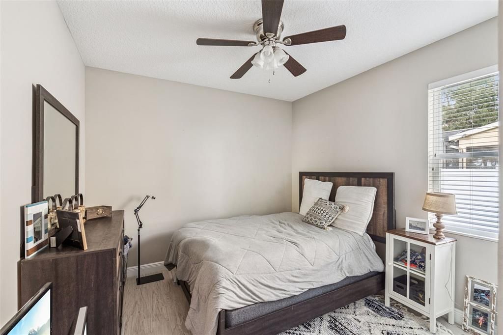 待售: $420,000 (3 贝兹, 2 浴室, 2685 平方英尺)