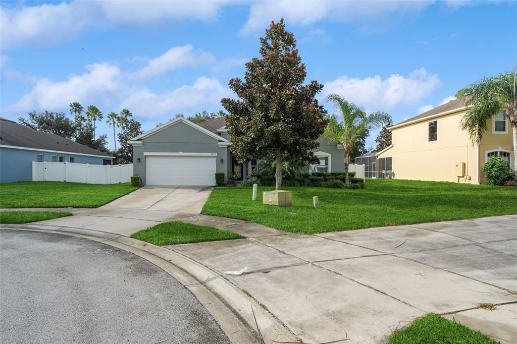 待售: $420,000 (3 贝兹, 2 浴室, 2685 平方英尺)