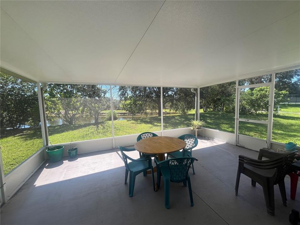 待售: $375,000 (3 贝兹, 2 浴室, 1972 平方英尺)