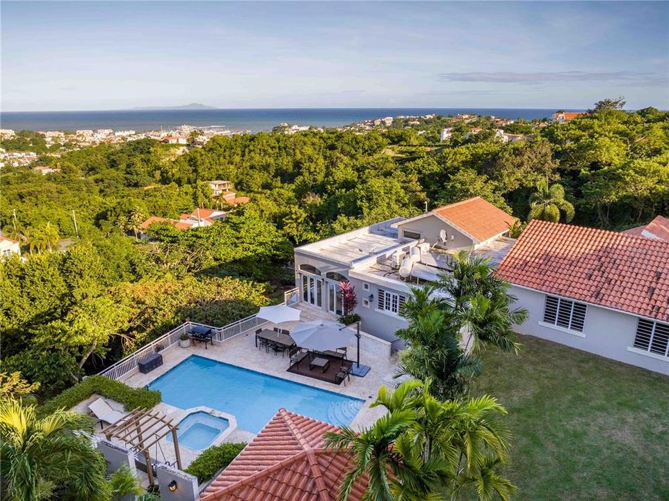 待售: $3,895,000 (5 贝兹, 4 浴室, 4500 平方英尺)