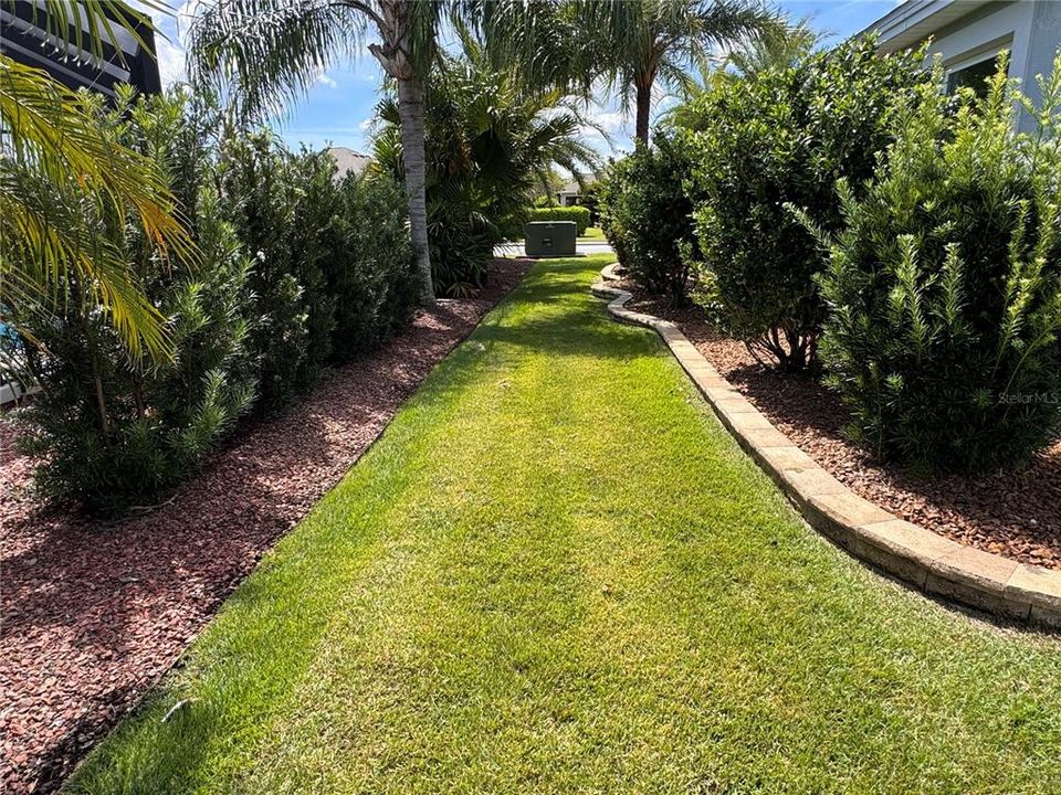 En Venta: $659,900 (3 camas, 3 baños, 2409 Pies cuadrados)