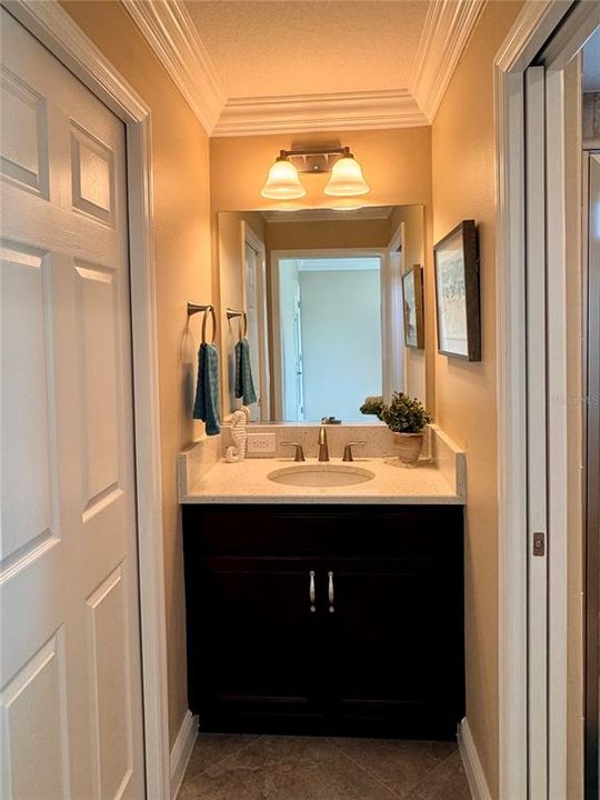 En Venta: $659,900 (3 camas, 3 baños, 2409 Pies cuadrados)