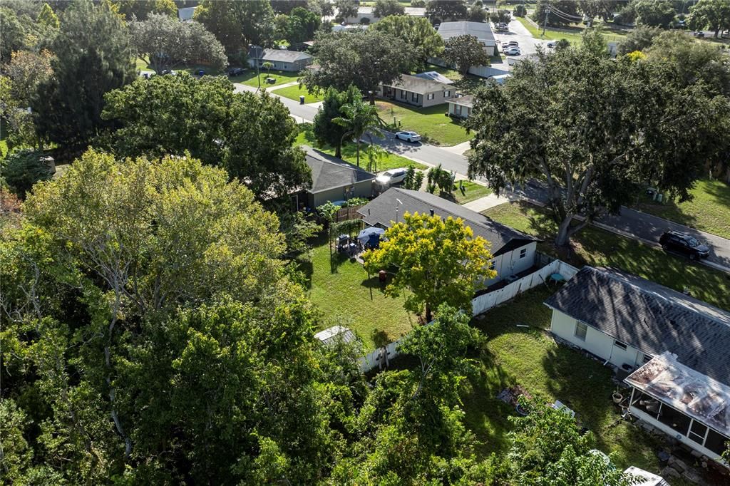 Под контрактом: $259,000 (3 спален, 1 ванн, 1026 Квадратных фут)