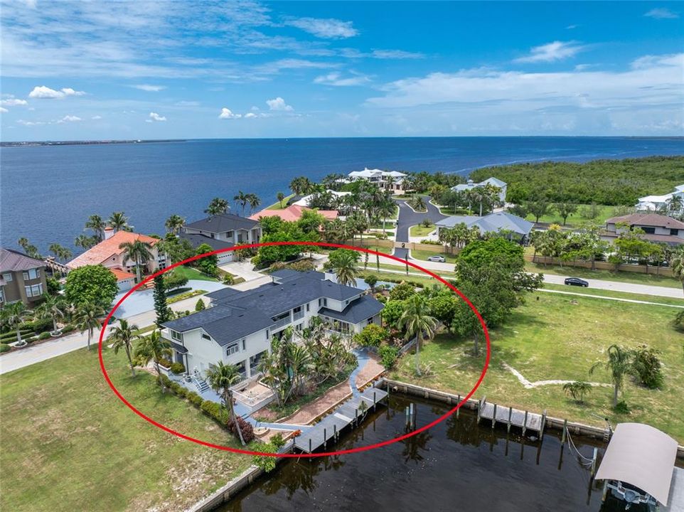 En Renta: $8,500 (6 camas, 5 baños, 5695 Pies cuadrados)