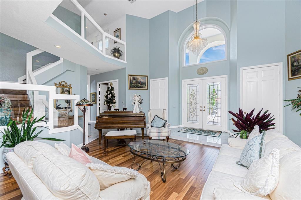 En Renta: $8,500 (6 camas, 5 baños, 5695 Pies cuadrados)