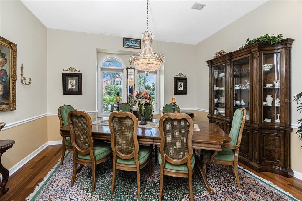 En Renta: $8,500 (6 camas, 5 baños, 5695 Pies cuadrados)