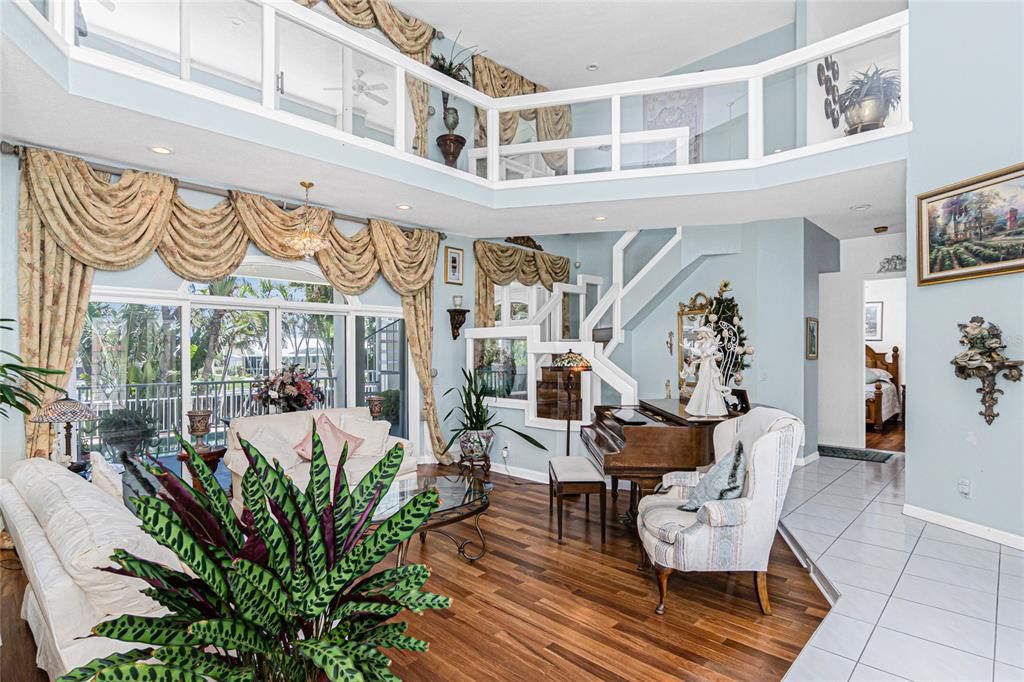 En Renta: $8,500 (6 camas, 5 baños, 5695 Pies cuadrados)