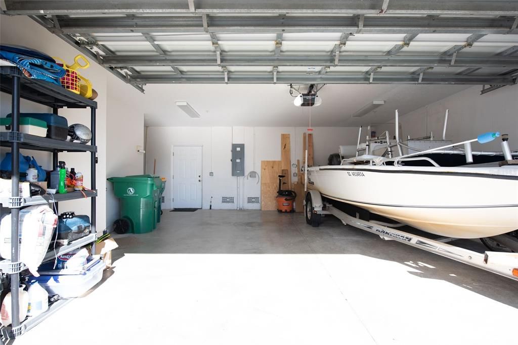 For Sale: $269,900 (3 beds, 2 baths, 2044 Square Feet)