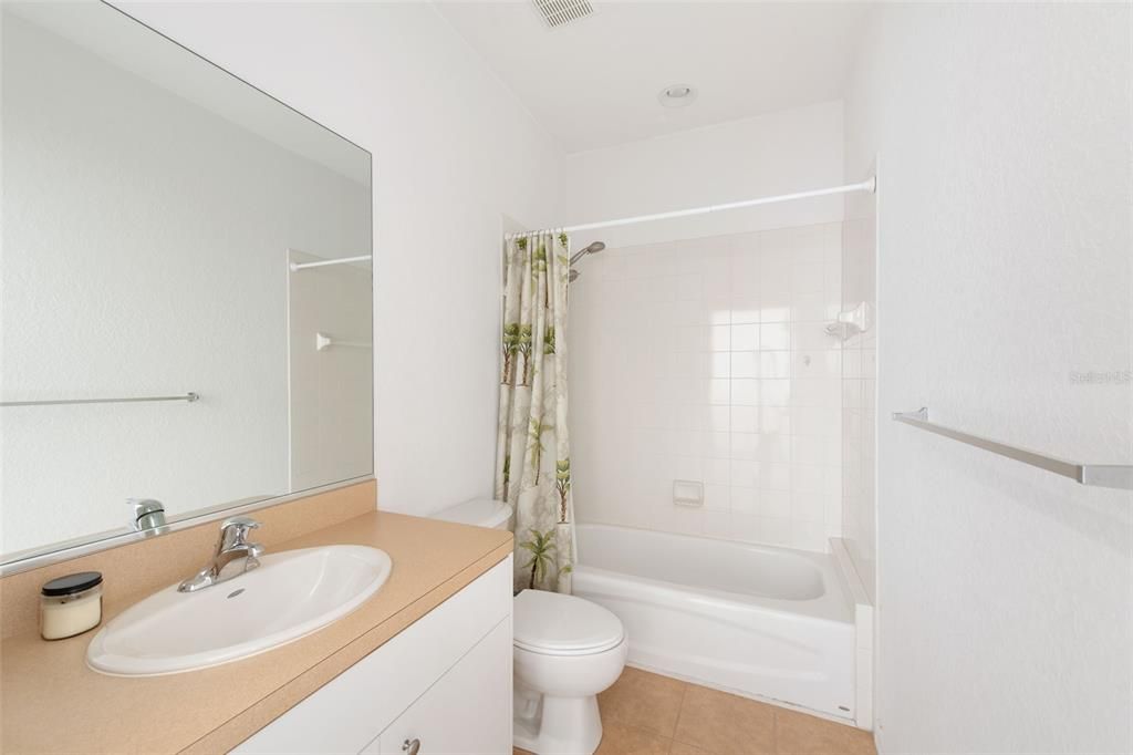 For Sale: $269,900 (3 beds, 2 baths, 2044 Square Feet)