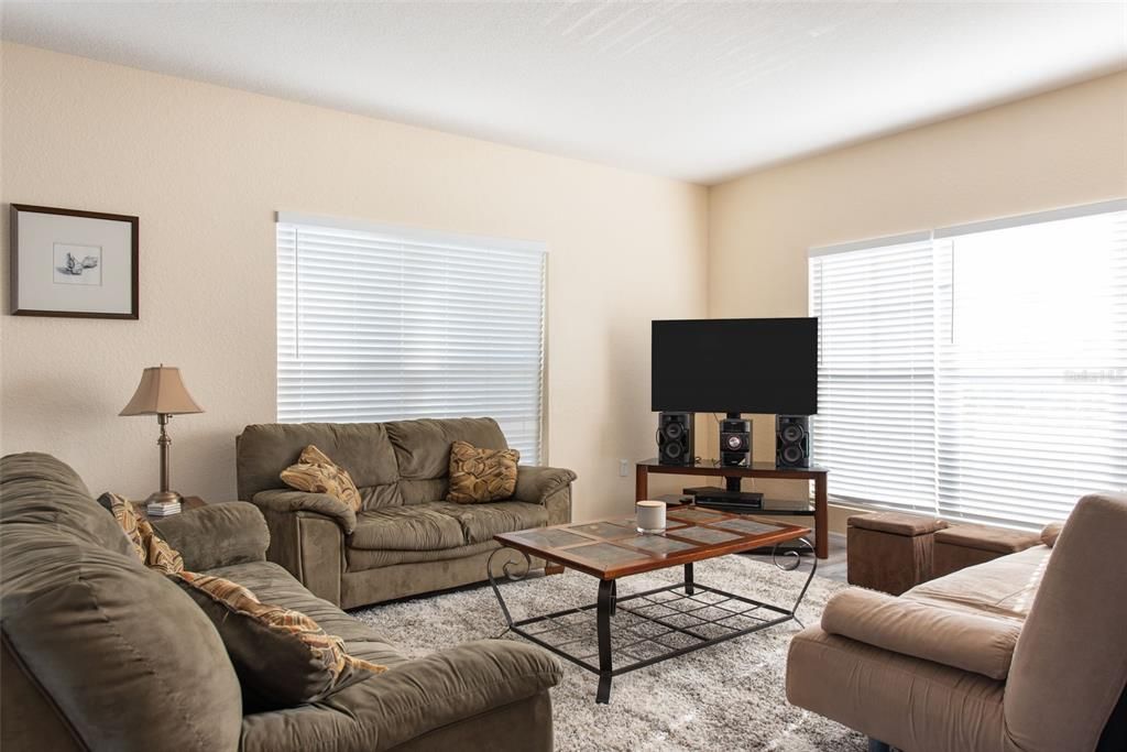 For Sale: $269,900 (3 beds, 2 baths, 2044 Square Feet)