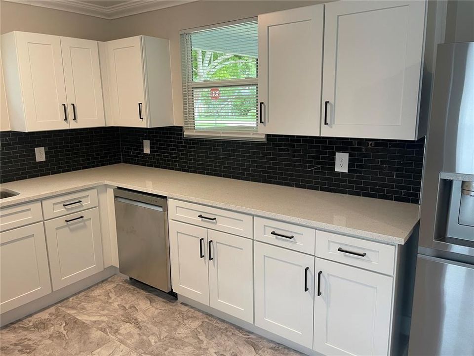 For Rent: $1,995 (3 beds, 2 baths, 1192 Square Feet)