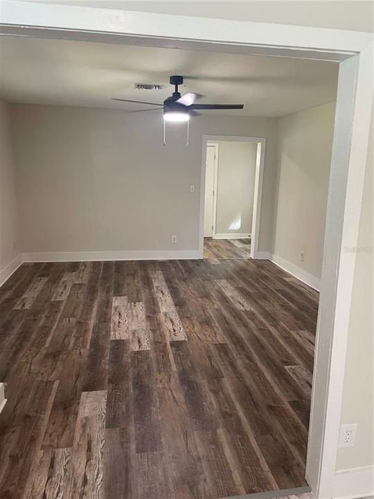 For Rent: $1,995 (3 beds, 2 baths, 1192 Square Feet)