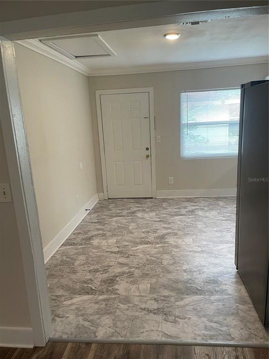 For Rent: $1,995 (3 beds, 2 baths, 1192 Square Feet)