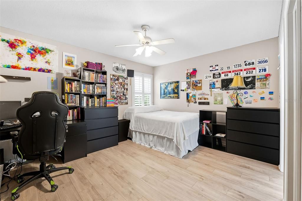 Active With Contract: $850,000 (4 beds, 3 baths, 2898 Square Feet)