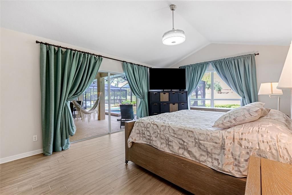 Active With Contract: $850,000 (4 beds, 3 baths, 2898 Square Feet)