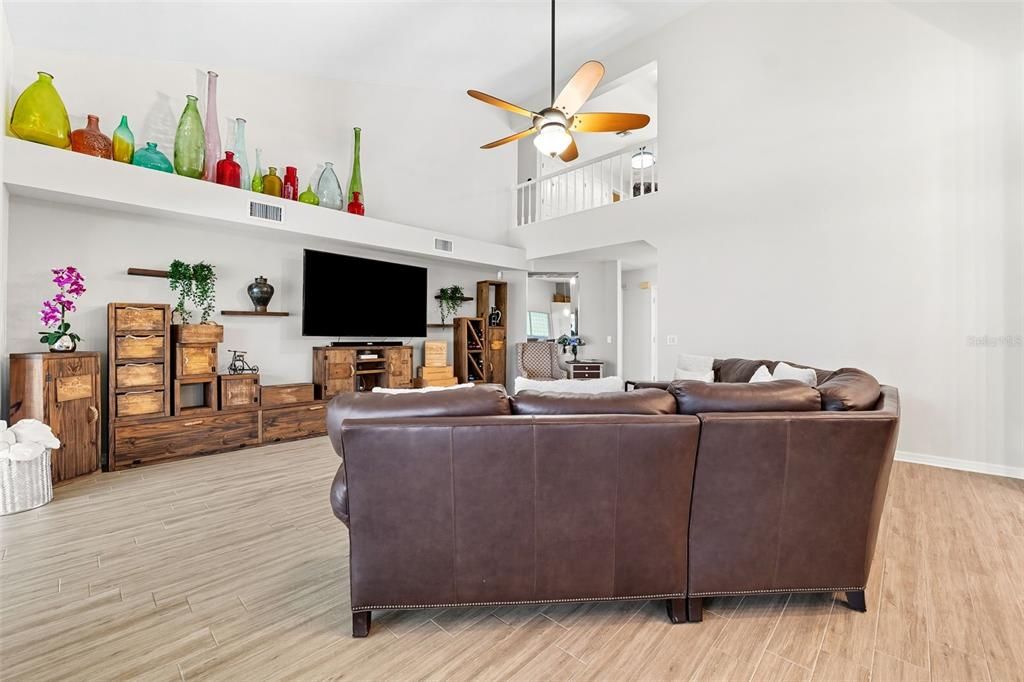 Active With Contract: $850,000 (4 beds, 3 baths, 2898 Square Feet)