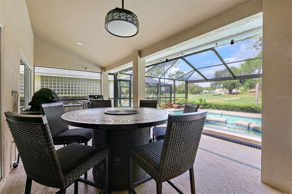 Active With Contract: $850,000 (4 beds, 3 baths, 2898 Square Feet)