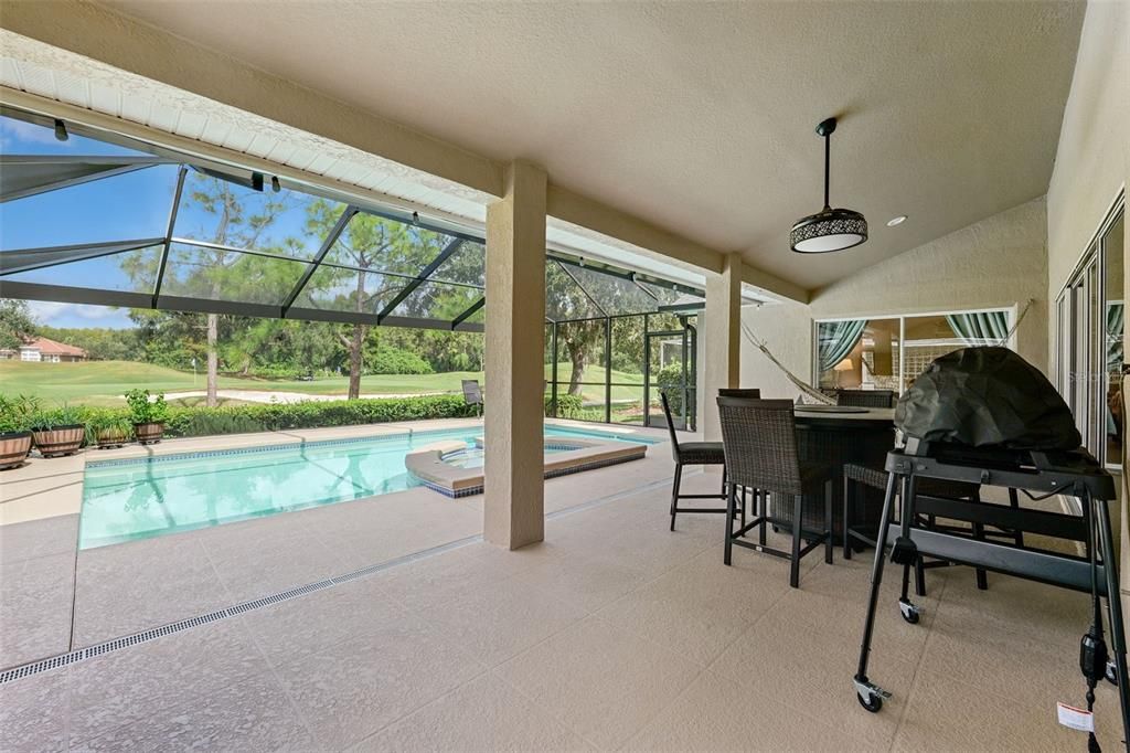 Active With Contract: $850,000 (4 beds, 3 baths, 2898 Square Feet)