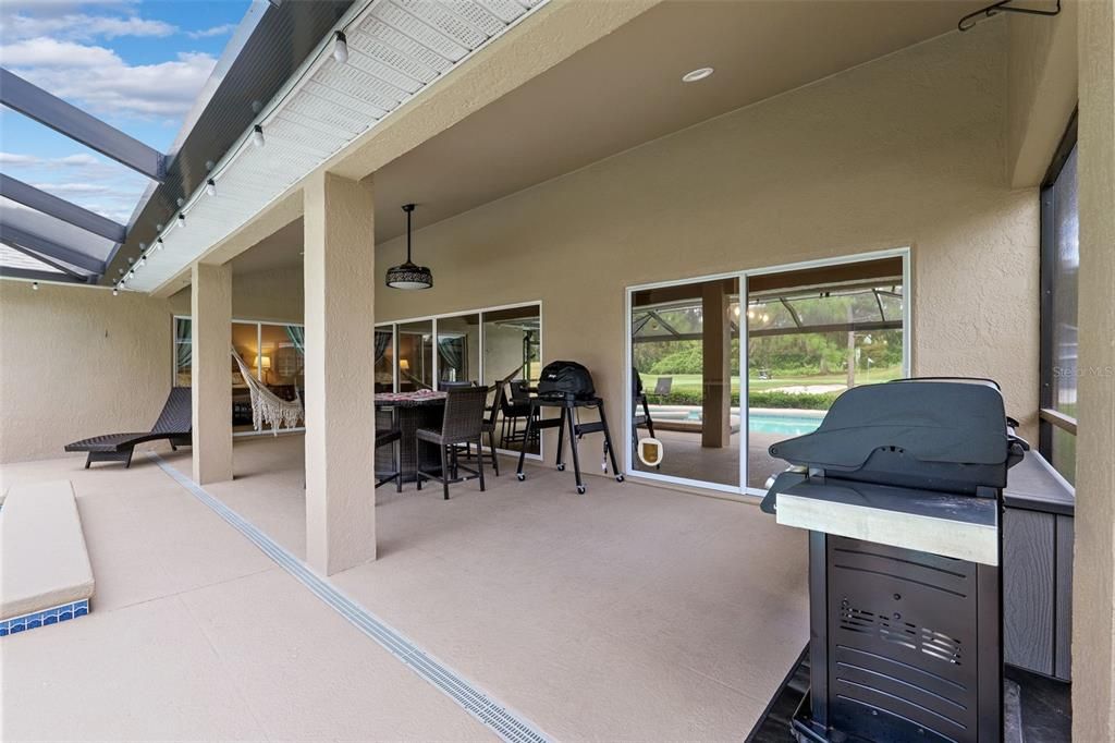 Active With Contract: $850,000 (4 beds, 3 baths, 2898 Square Feet)