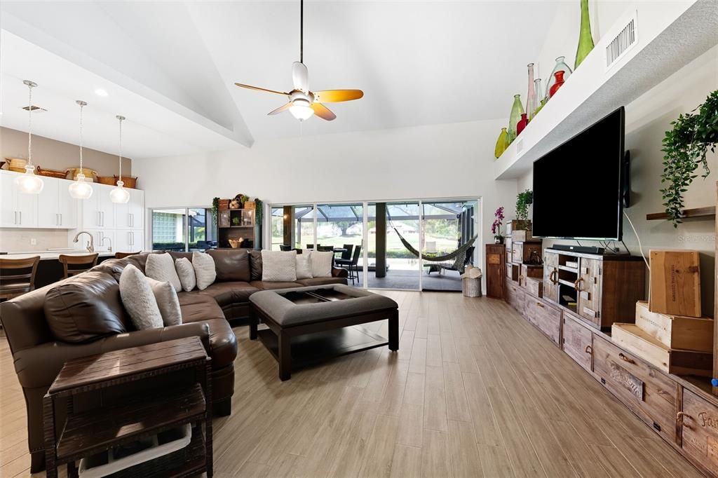 Active With Contract: $850,000 (4 beds, 3 baths, 2898 Square Feet)