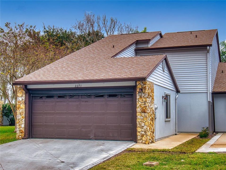 待售: $272,000 (2 贝兹, 2 浴室, 1830 平方英尺)