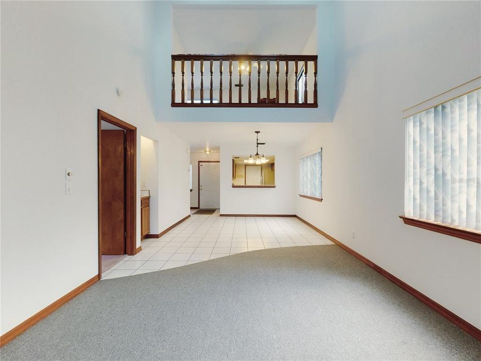 待售: $272,000 (2 贝兹, 2 浴室, 1830 平方英尺)