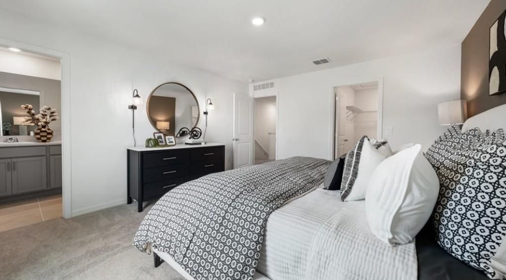 For Sale: $342,389 (3 beds, 2 baths, 1373 Square Feet)