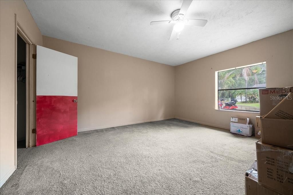 En Venta: $549,000 (5 camas, 4 baños, 4206 Pies cuadrados)