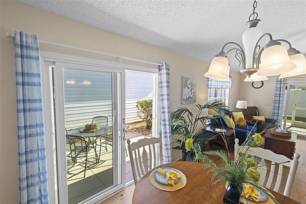 Active With Contract: $345,000 (3 beds, 2 baths, 1397 Square Feet)