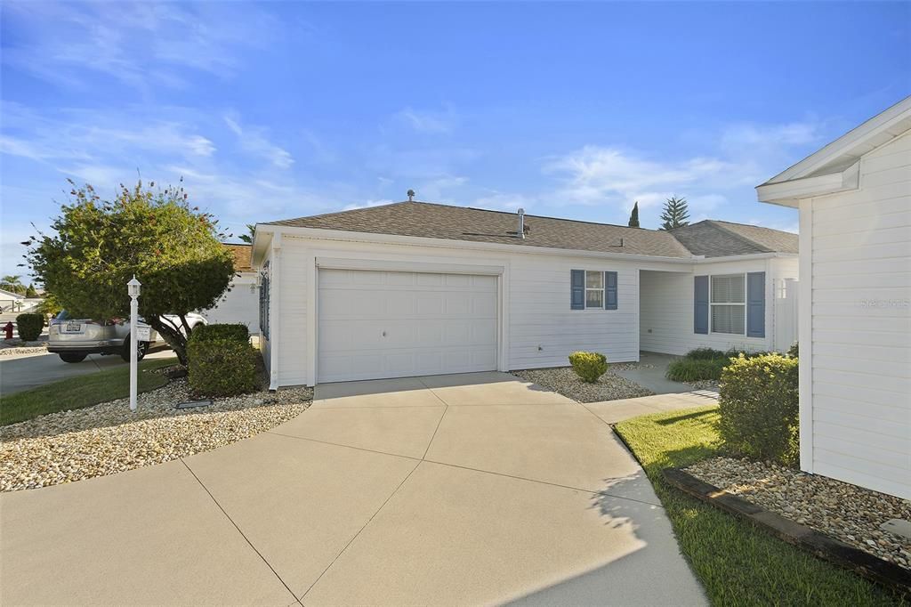 Active With Contract: $345,000 (3 beds, 2 baths, 1397 Square Feet)