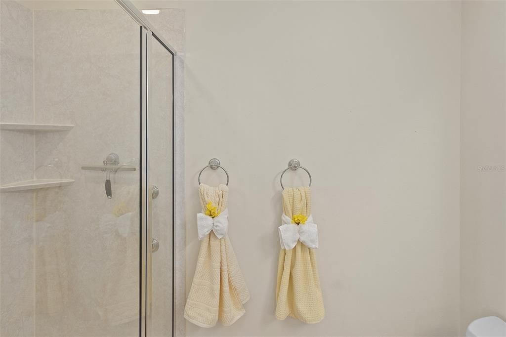 Active With Contract: $345,000 (3 beds, 2 baths, 1397 Square Feet)