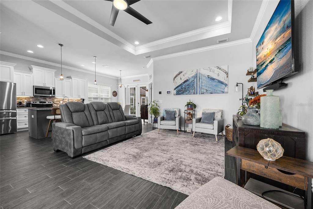 For Sale: $428,000 (3 beds, 2 baths, 1520 Square Feet)