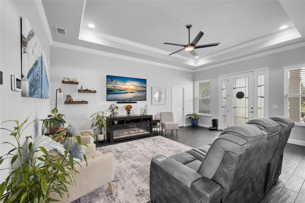 For Sale: $428,000 (3 beds, 2 baths, 1520 Square Feet)