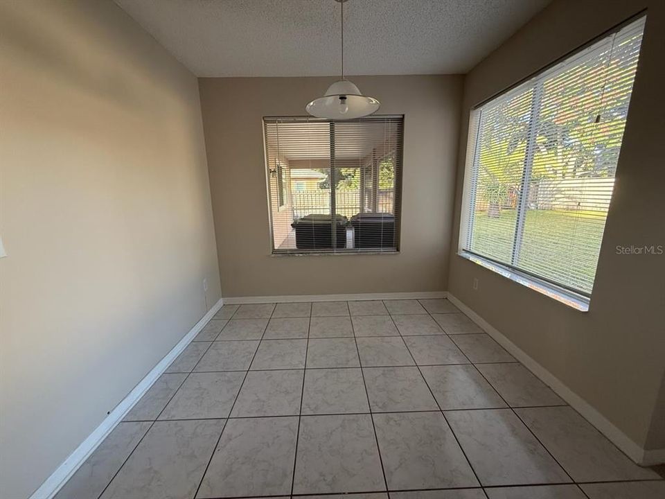 For Rent: $2,800 (3 beds, 2 baths, 2093 Square Feet)